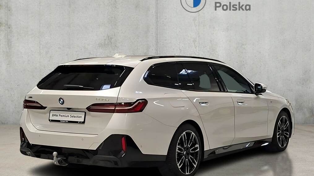 BMW Serii 5, 540