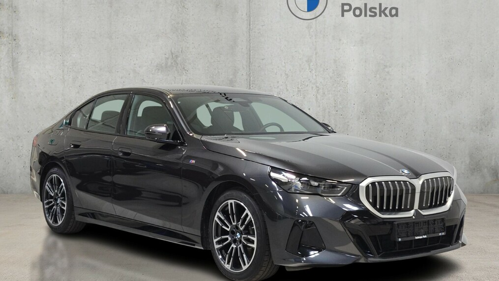 BMW Serii 5, 520