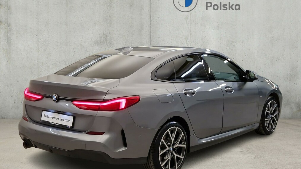 BMW Seria 2 218