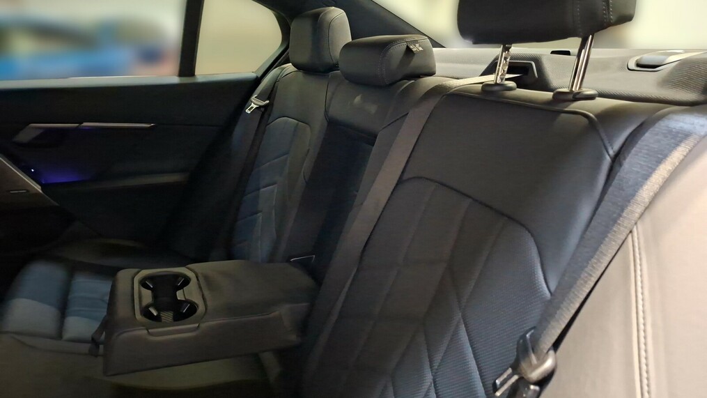 BMW Serii 5, 520