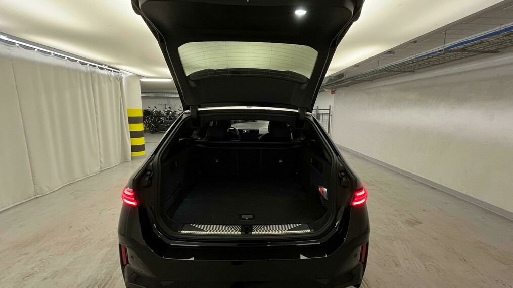 BMW Serii 5, 520