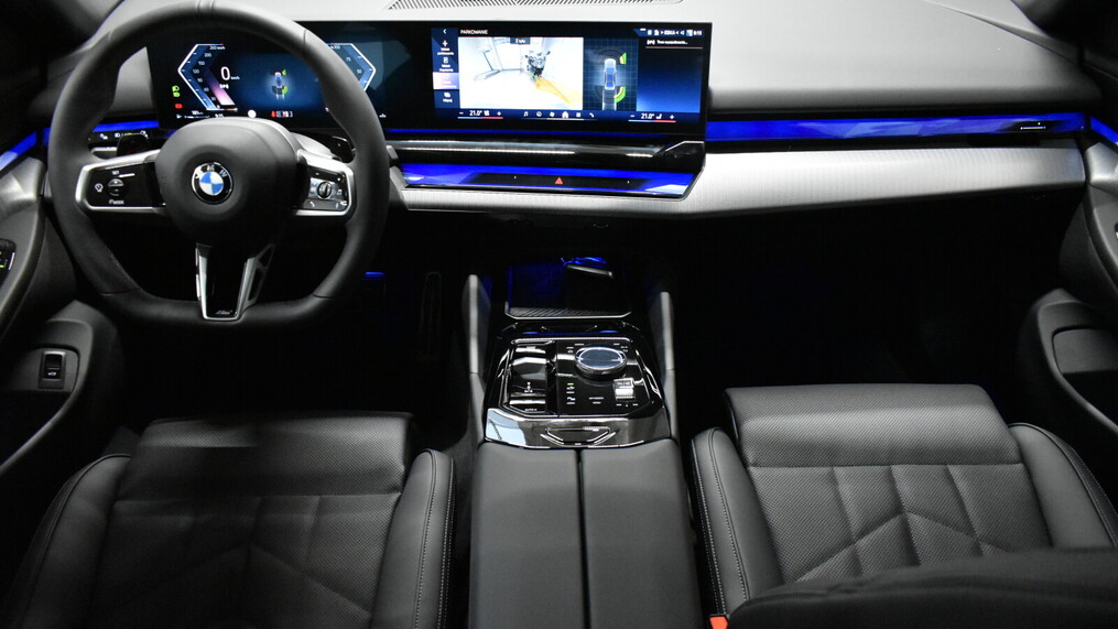 BMW Serii 5, 520