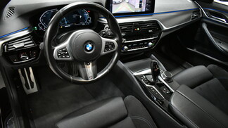 BMW Serii 5, 530