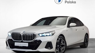 BMW Serii 5, 520