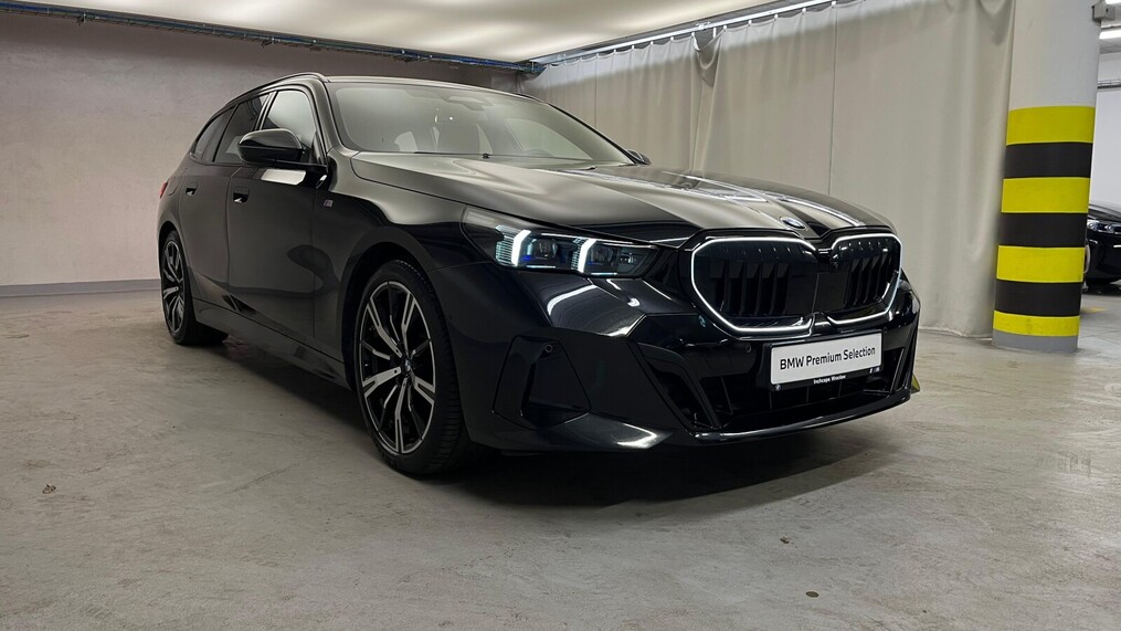 BMW Serii 5, 520