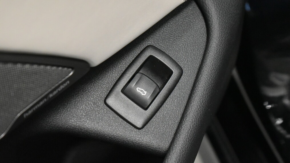 BMW Serii 5, 520