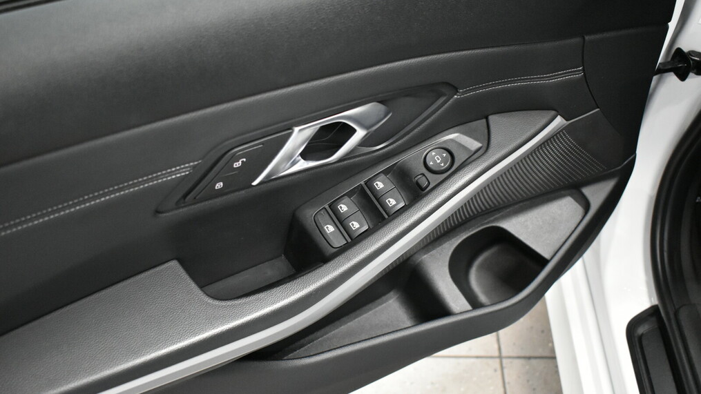BMW Seria 3 320