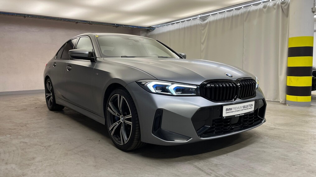 BMW Serii 3, 320
