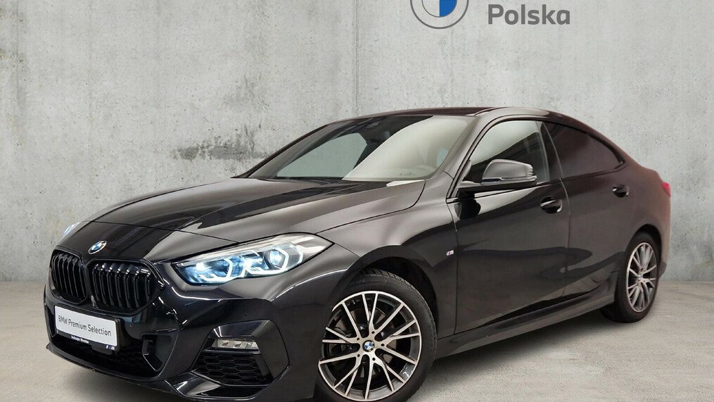 BMW Serii 2, 218