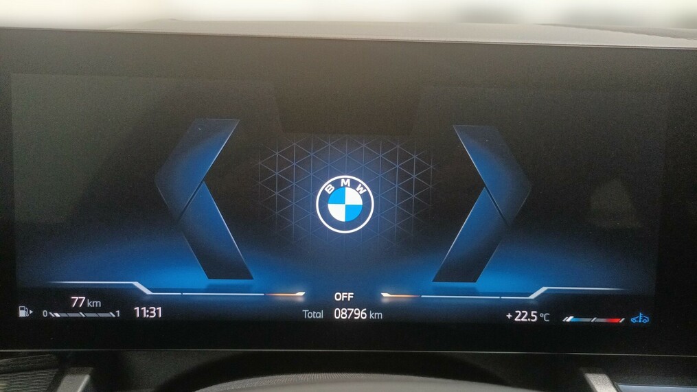 BMW Serii 5, 520