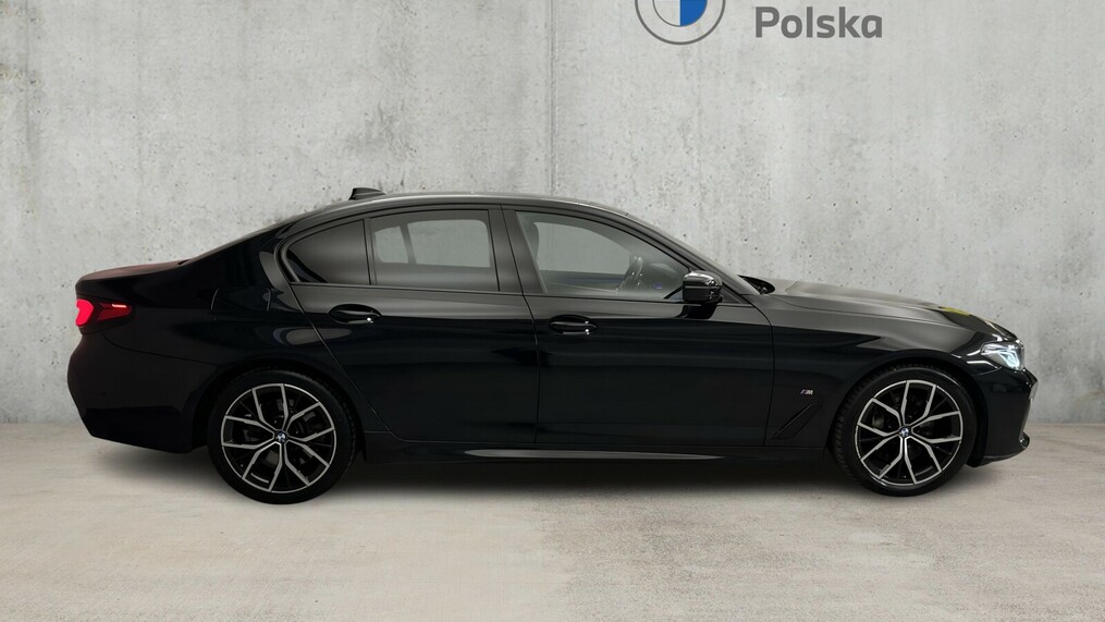 BMW Serii 5, 530