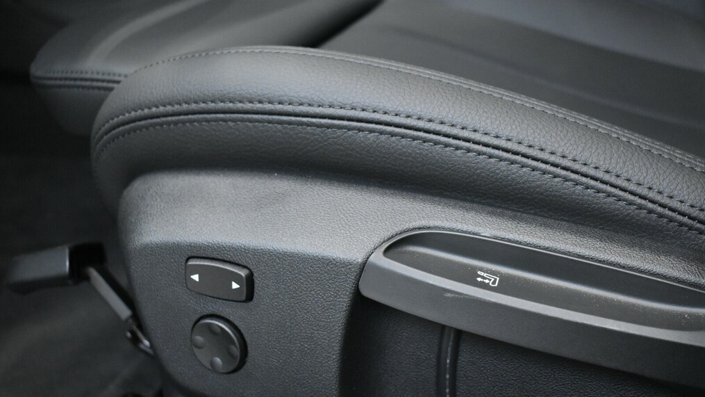 BMW Seria 2 218