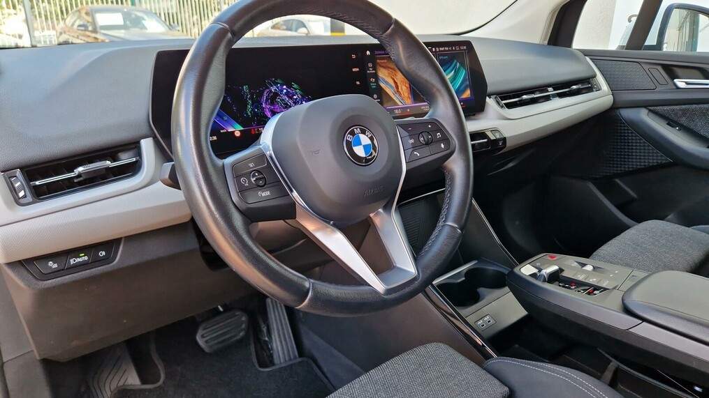 BMW Seria 2 218