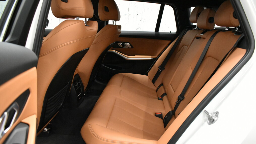 BMW Seria 3 330