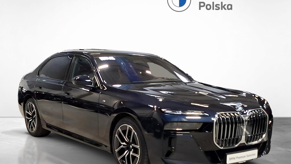 BMW Serii 7, 740