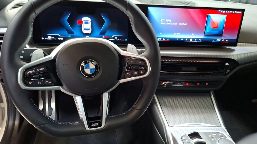 BMW Serii 3, 340