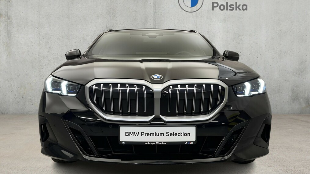 BMW Serii 5, 520