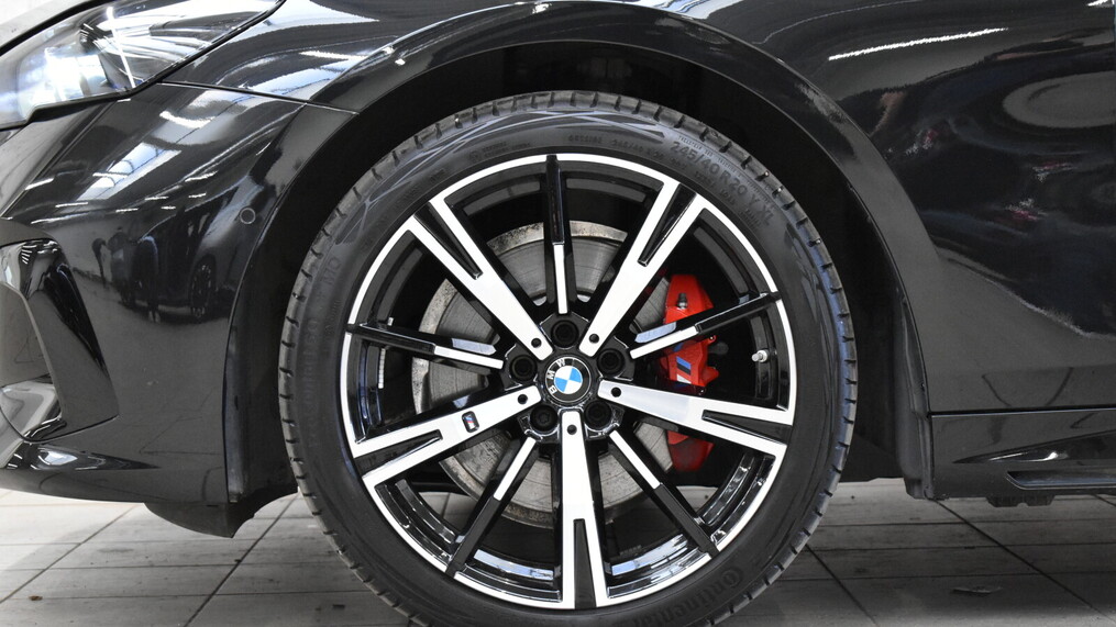 BMW Serii 5, 520