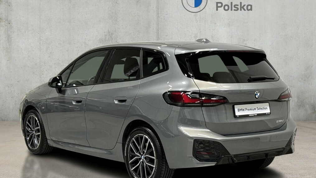 BMW Serii 2, 218