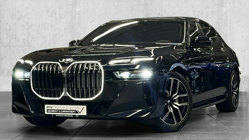 BMW Seria 7 740