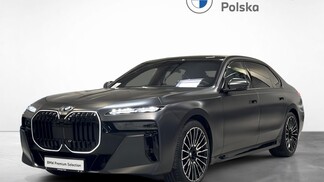 BMW Serii 7, 740