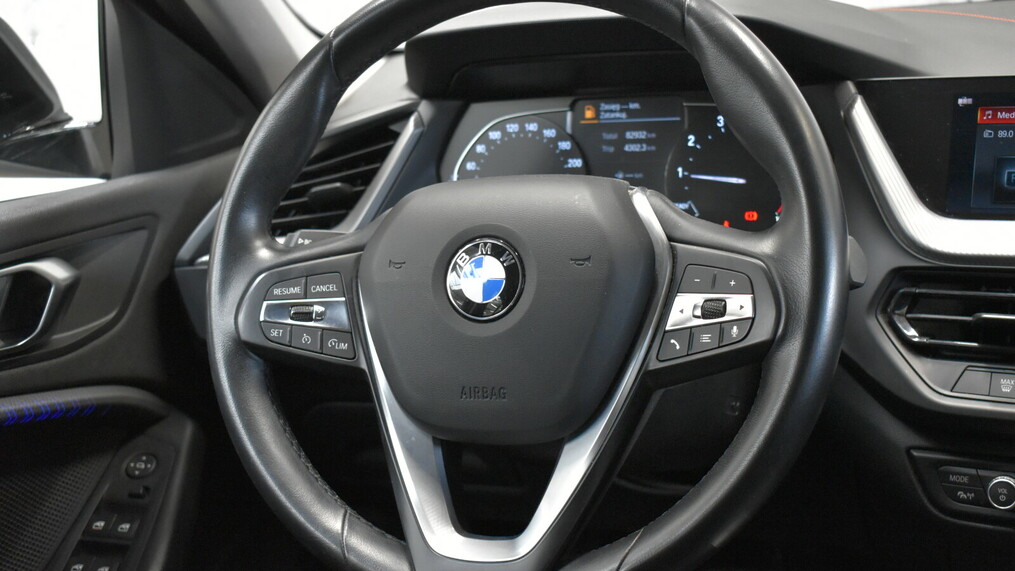 BMW Seria 1 118