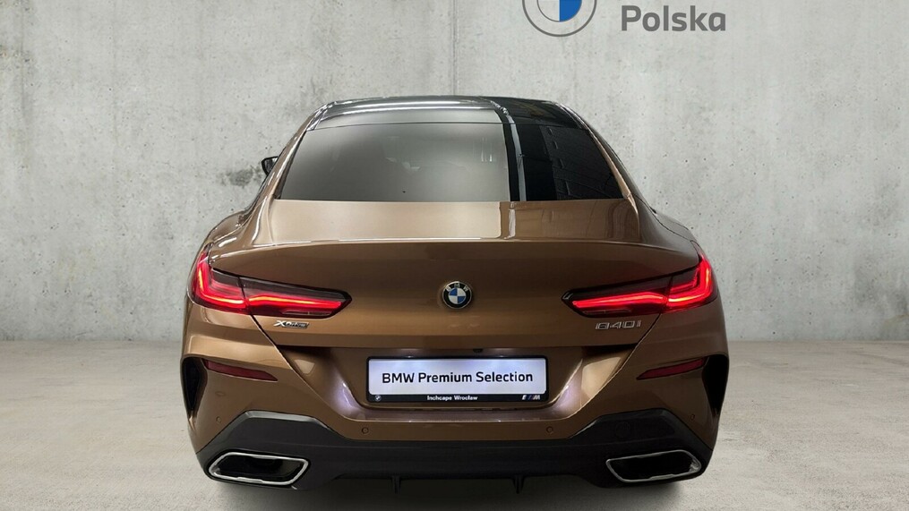 BMW Seria 8 840