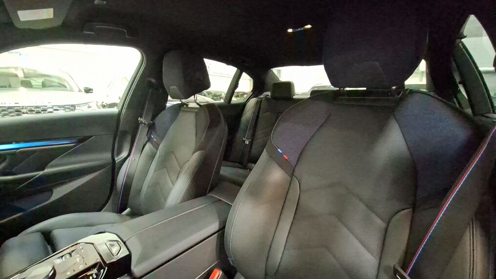 BMW Serii 5, 550