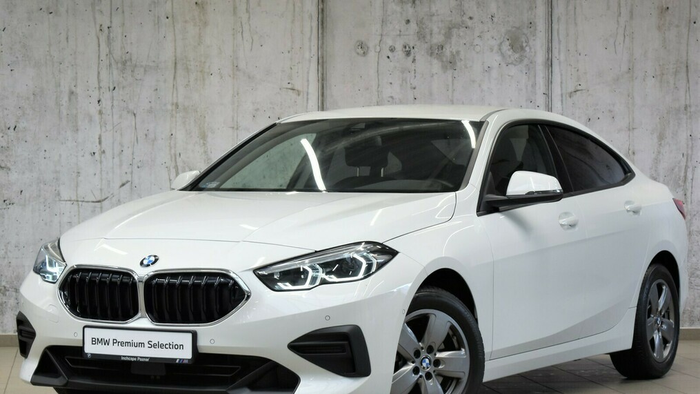 BMW Seria 2, 218