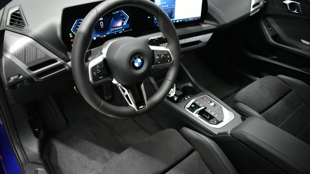 BMW Serii 2, 220