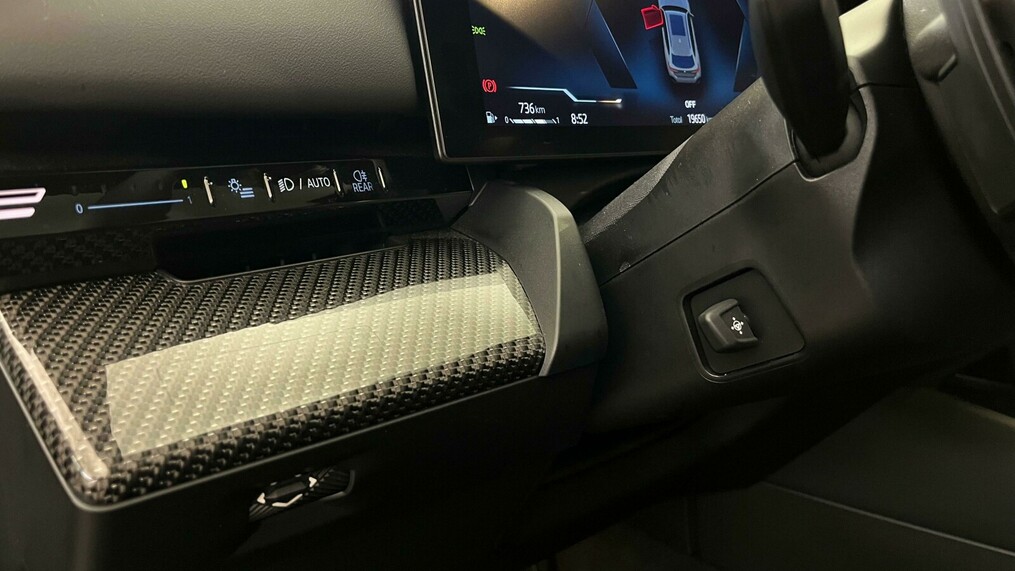 BMW Serii 5, 520