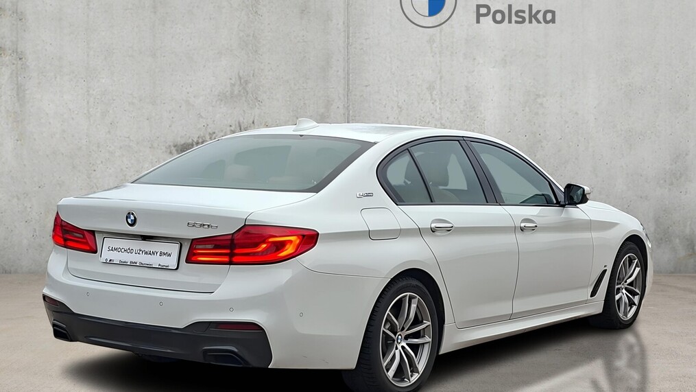BMW Serii 5, 530