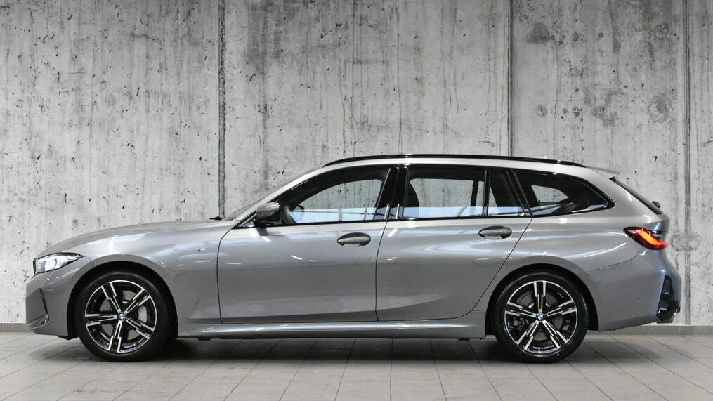 BMW Serii 3, 330