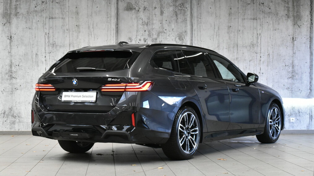 BMW Serii 5, 540