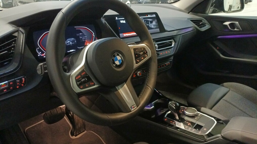 BMW Seria 2 218