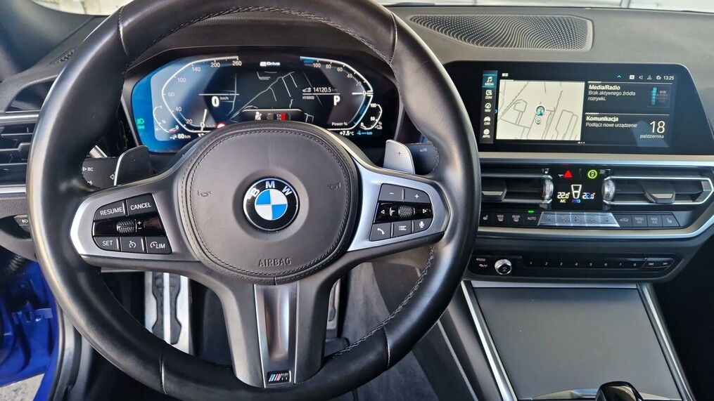 BMW Serii 3, 330