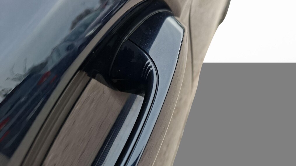 BMW Serii 5, 520