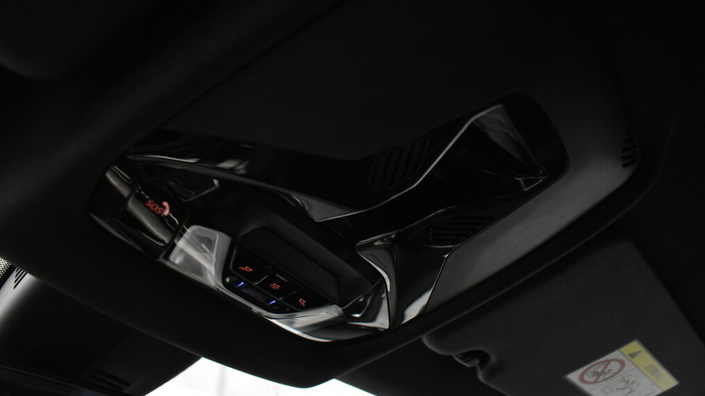 BMW Seria 2 218