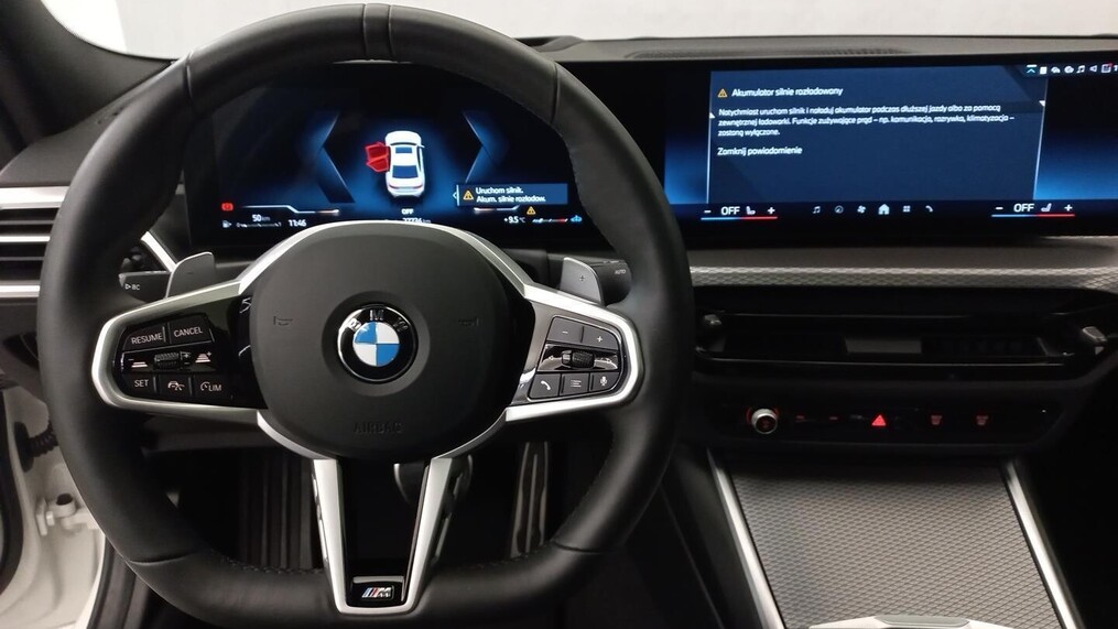BMW Serii 3, 330