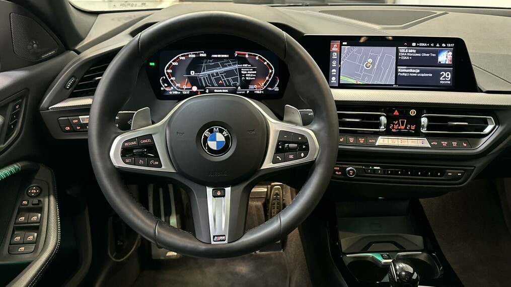 BMW Serii 2, 235