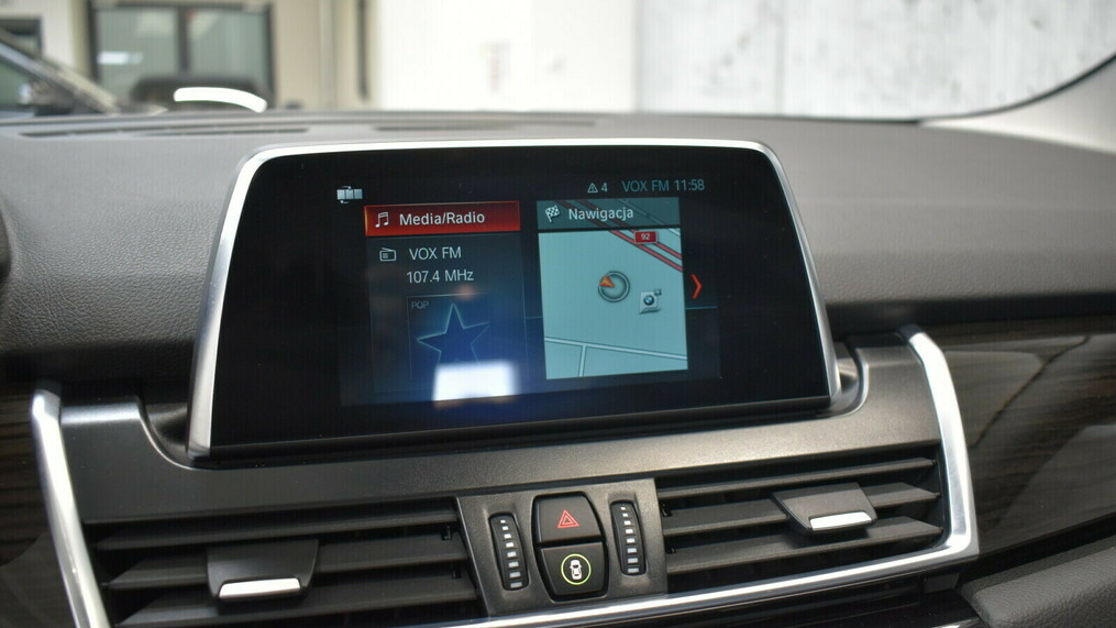 BMW Seria 2 218