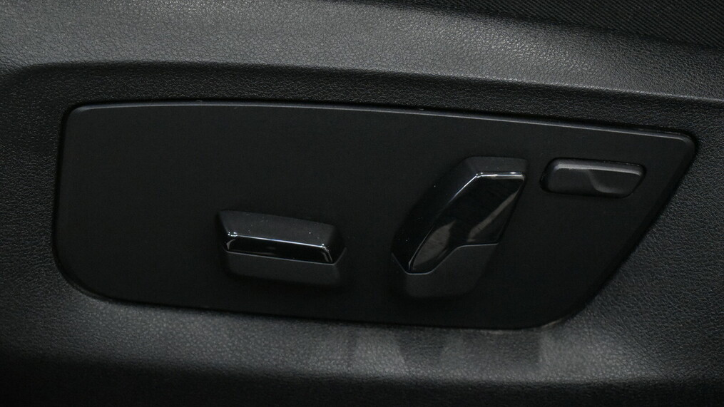 BMW Serii 5, 540