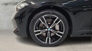 miniaturka - BMW Serii 3, 330