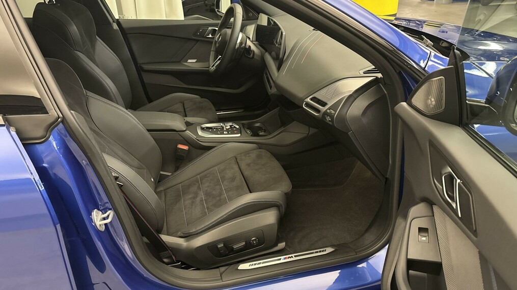 BMW Serii 2, 220