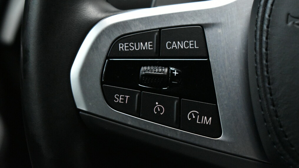 BMW Serii 5, 530