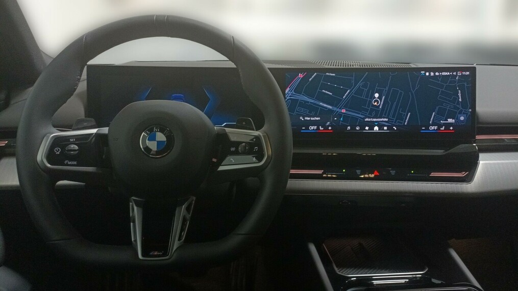 BMW Serii 5, 520