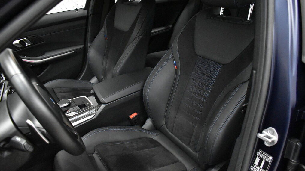BMW Serii 3, 320