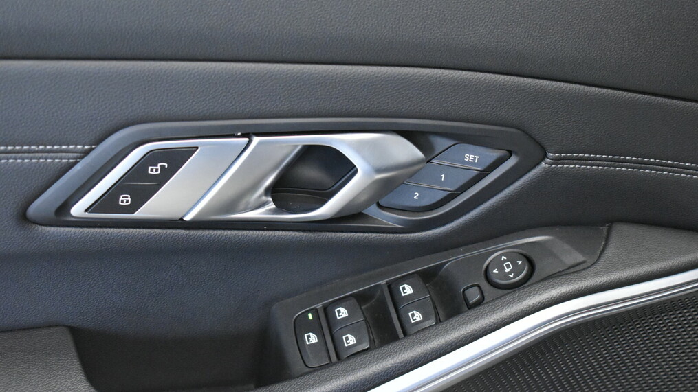 BMW Seria 3 330