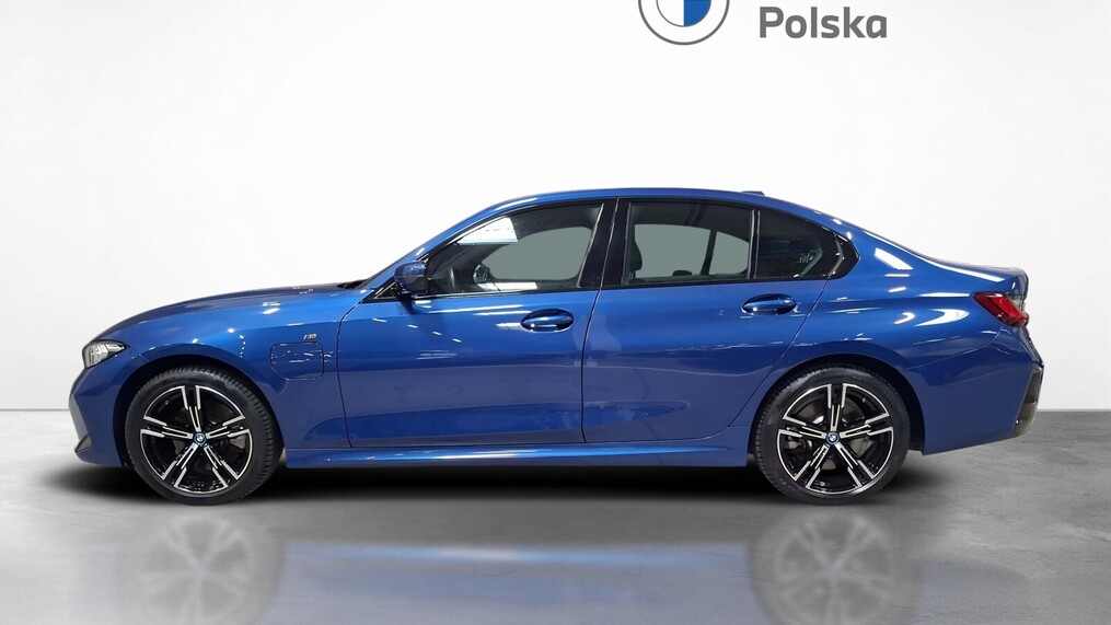 BMW Serii 3, 330