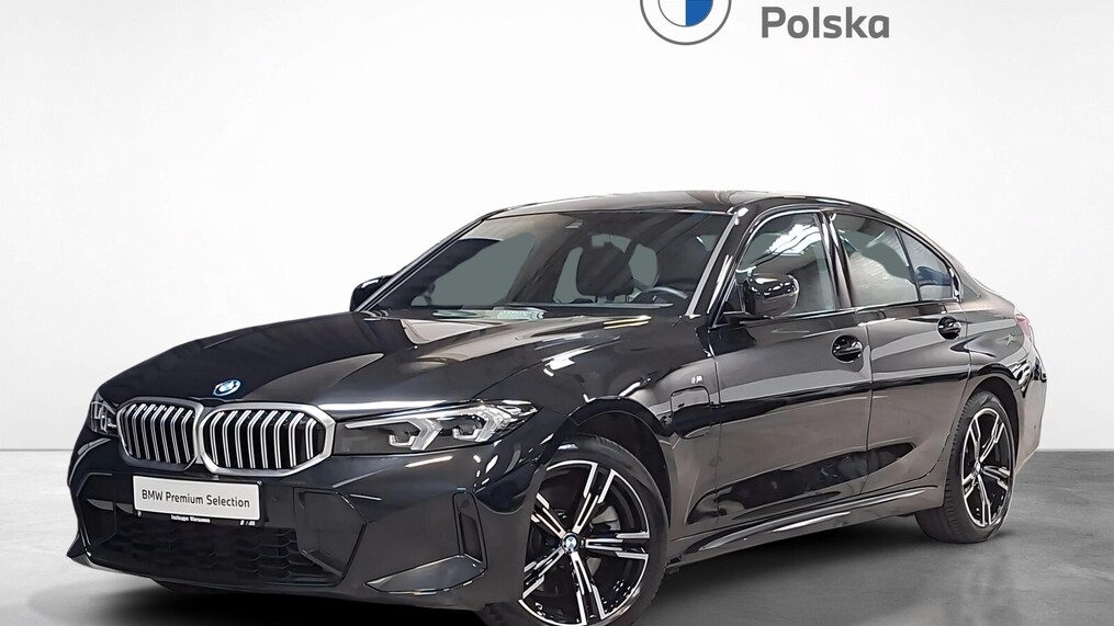 BMW Serii 3, 330